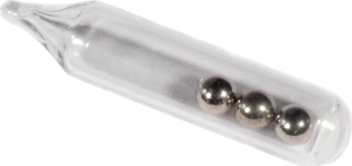 Fox Rage Strike Point Glass Rattle Medium 8g.